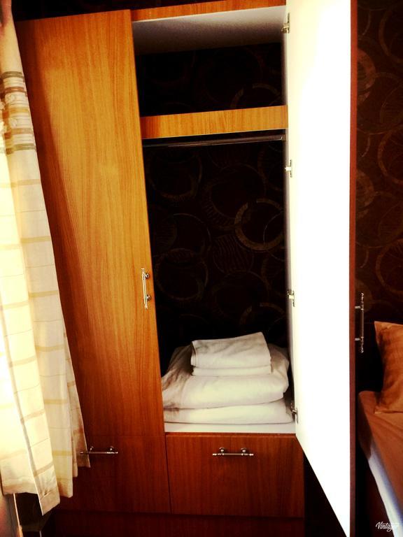 Soben Sensok Guesthouse Phnom Penh Eksteriør billede