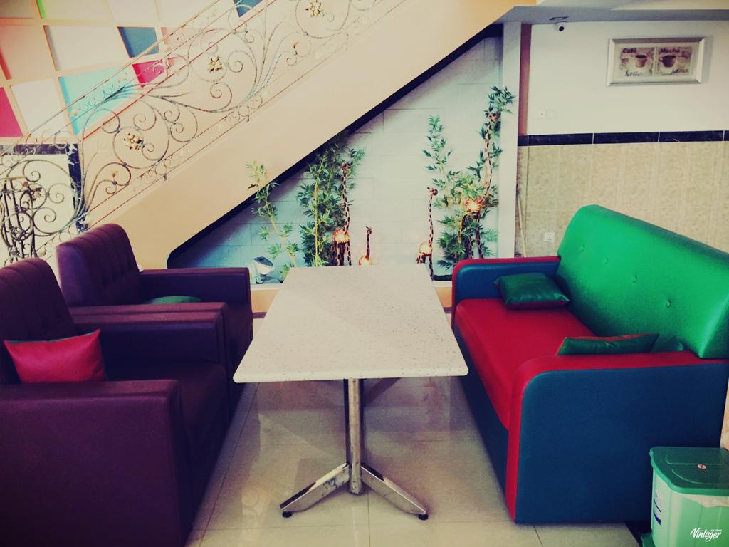 Soben Sensok Guesthouse Phnom Penh Eksteriør billede