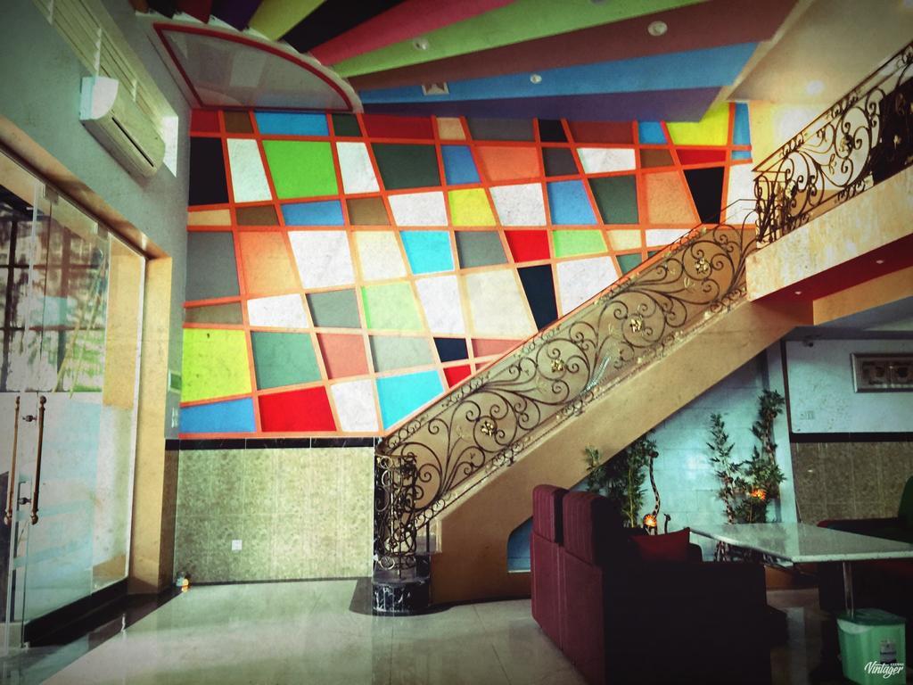 Soben Sensok Guesthouse Phnom Penh Eksteriør billede