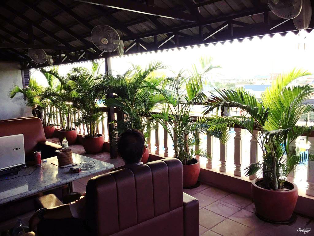 Soben Sensok Guesthouse Phnom Penh Eksteriør billede